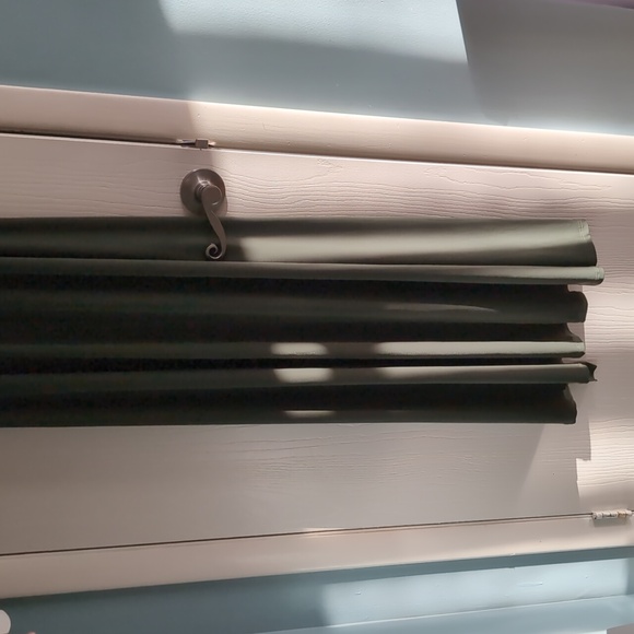 Lovely Pinkblush Maternity Dress - Picture 3 of 6